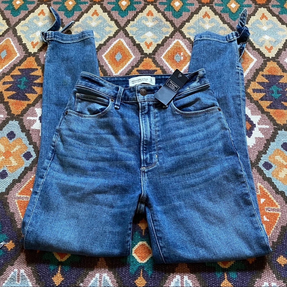 Abercrombie & Fitch Women’s High Rise Denim Blue Jeans 24 / 00 Regular Brand New